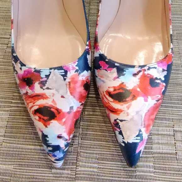 Kate Spade Floral Pumps Size 6.5 - Picture 3 of 12
